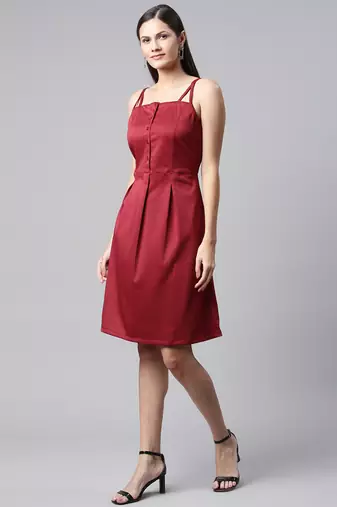 Women maroon collard neck casual dress