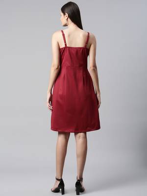 Women maroon collard neck casual dress 4