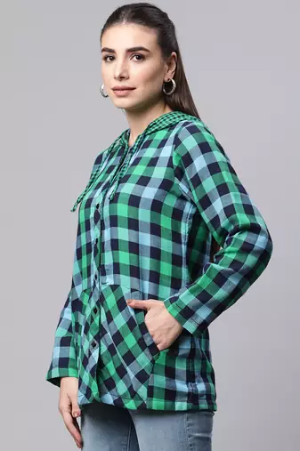 Winter casual shirt with hood