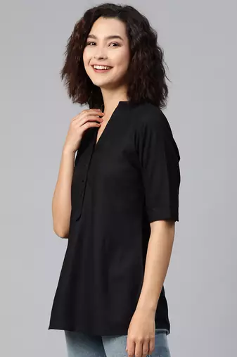 Collerd casual top