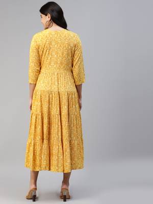 Round neck gathered dress 4
