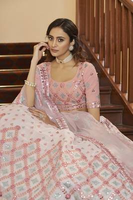 Beautiful White Georgette Lehenga Choli Set With Dupatta 4