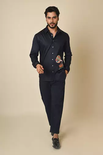 Blue giza cotton embroidered thread gramophone shirt