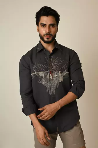 Grey pure linen embroidered thread abstract heart shirt