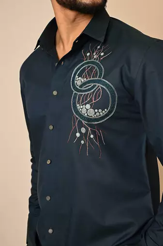 Blue giza cotton embroidered thread egyptian circle shirt