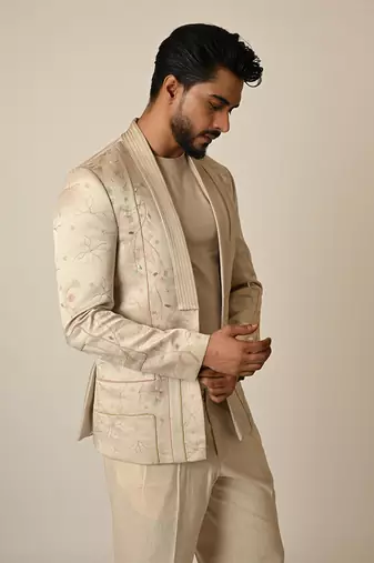 Pastel pink linen satin blend threadwork blazer