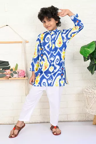 Multi color cotton printed kurta set