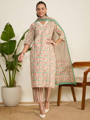 Winered women printed v- neck embroidered kurta, pant & dupatta set 1