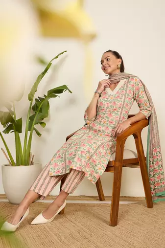 Winered women printed v- neck embroidered kurta, pant & dupatta set