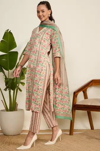 Winered women printed v- neck embroidered kurta, pant & dupatta set
