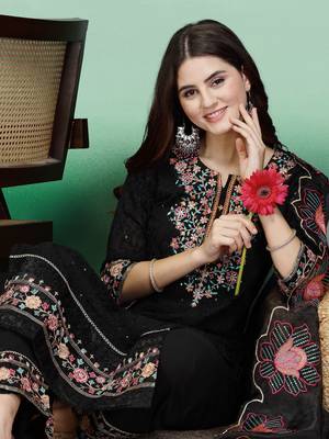 Women black color embroidery staright kurta palazzo with dupatta set 4