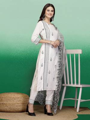 Women white color embroidery staright kurta pant with dupatta set 2
