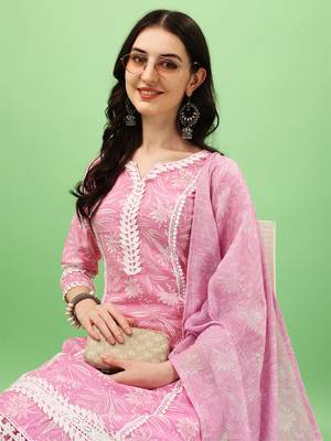 Printed Pink Cotton Silk Fabric with Lace border work Straight Kurta, Pant and Dupatta Set 4