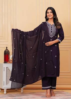Womens cotton drak purple & white embroidery work kurta and pants with dupatta 4
