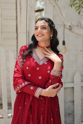 Maroon colour heavy sequins and zari partywear gown with dupatta 3