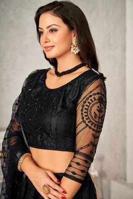 Black Colour Net Fabric Beautiful Ebroidered Partywear Lehenga Choli Set For Girls 3