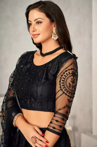 Black Colour Net Fabric Beautiful Ebroidered Partywear Lehenga Choli Set For Girls