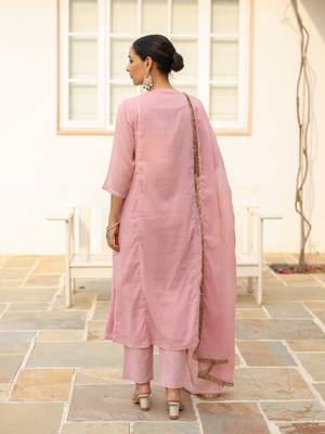 Baby pink pintucks mulmul cotton kurta set with trousers and dupatta 3
