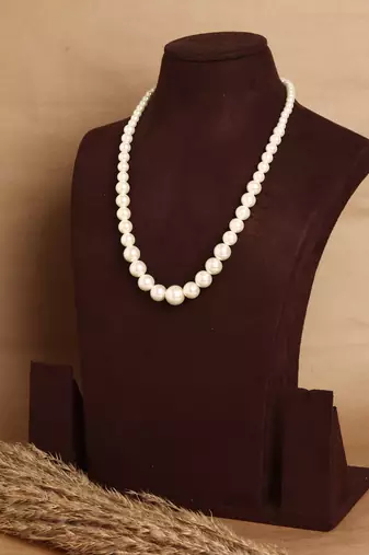 Pearl Necklace In White
