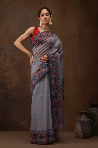 Grey Floral Digital Printed Cotton Blend Saree