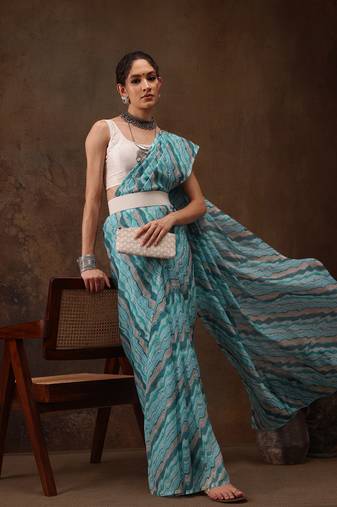 Teal Abstract Digital Printed Cotton Blend Saree