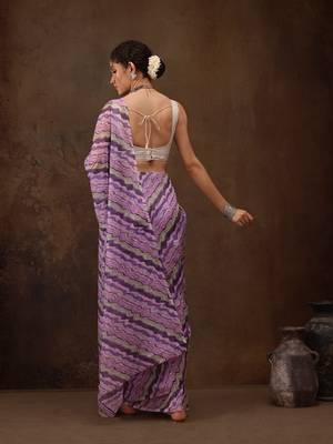 Lavender Abstract Digital Printed Cotton Blend Saree 2