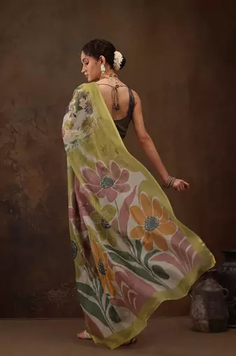 Multicolor Floral Digital Printed Silk Blend Saree
