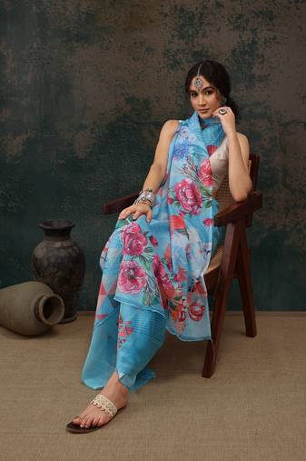 Blue Abstract Digital Printed Polyester Saree