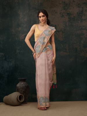 Lavender Animal/Floral Digital Printed Cotton Blend Saree 2