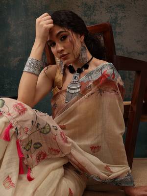 Beige Animal/Floral Digital Printed Cotton Blend Saree 2