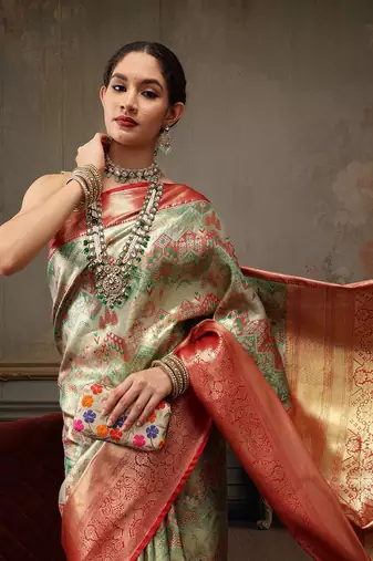 Multicolor Geomatric Woven Design Silk Blend Saree