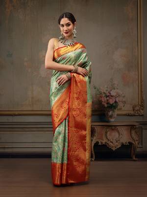 Green Floral Woven Design Silk Blend Saree 2