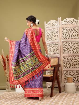 Royal Blue Ikkat  Digital Print Soft Silk Blend Saree 3