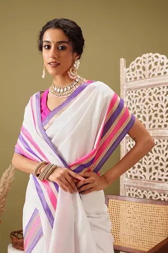 White Solid Solid Soft Silk Blend Saree