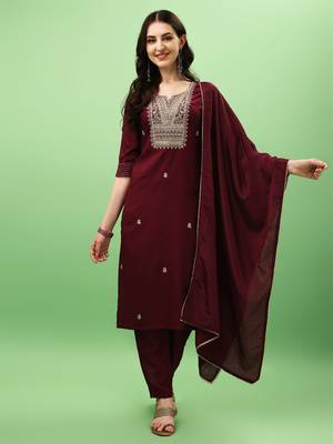 Women Embroidered Rayon Slub Straight Kurta Pant Dupatta Set 1