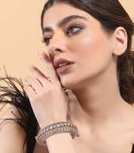 gold tone kundan bangle