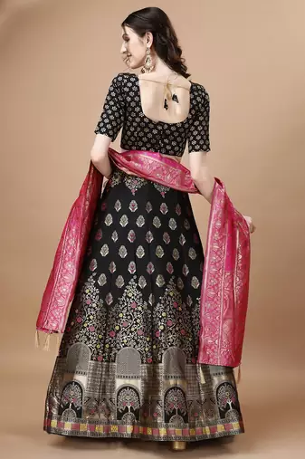 BLACK BROCADE FABRIC