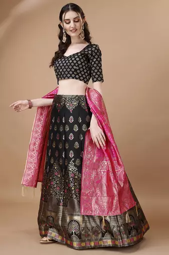 BLACK BROCADE FABRIC