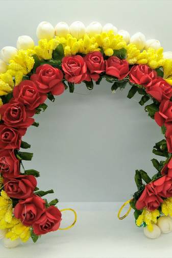Red & yellow hair gajra