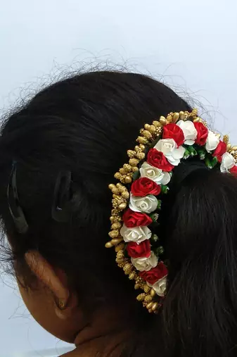 Multicolor bridal hair gajra
