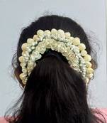 White bridal gajra