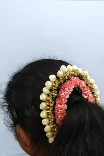 Peach rose mogra gajra