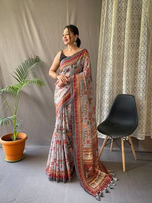 Grey Cotton Blend Kalamkari Printed Saree Rich Pallu Saree With Blouse 1