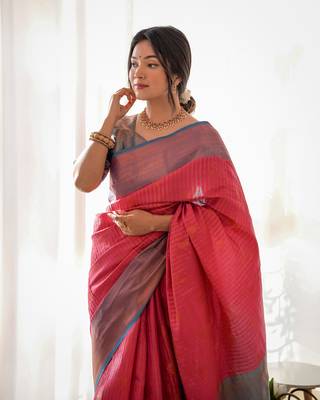 Red Zari Work Soft Kubera Pattu Silk Womens Saree With Blouse 4