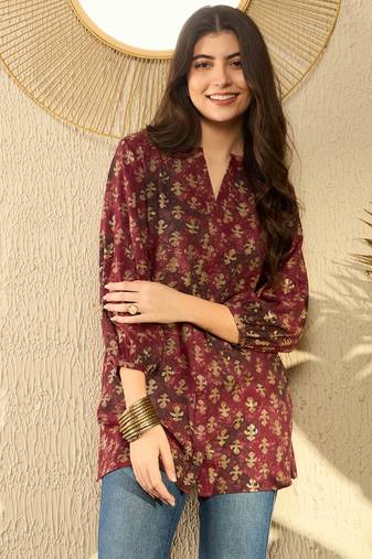 maroon abstract printed regular tunic