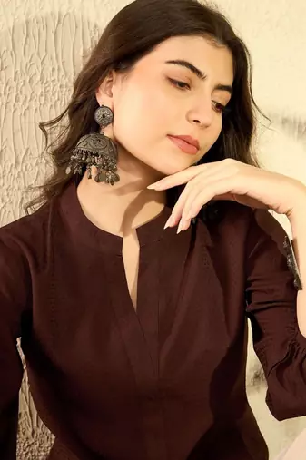 women brown polyester solid solid regular tunic