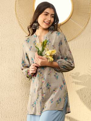 women grey poly rayon floral printed regular tunic 1