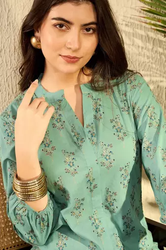 women sea green cotton blend floral printed regular tunic
