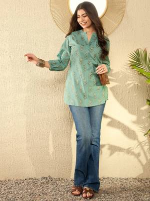 women sea green cotton blend floral printed regular tunic 1