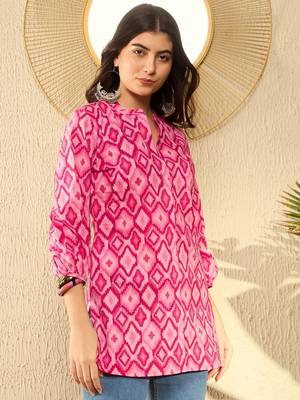 women pink cotton blend ikat printed regular tunic 5